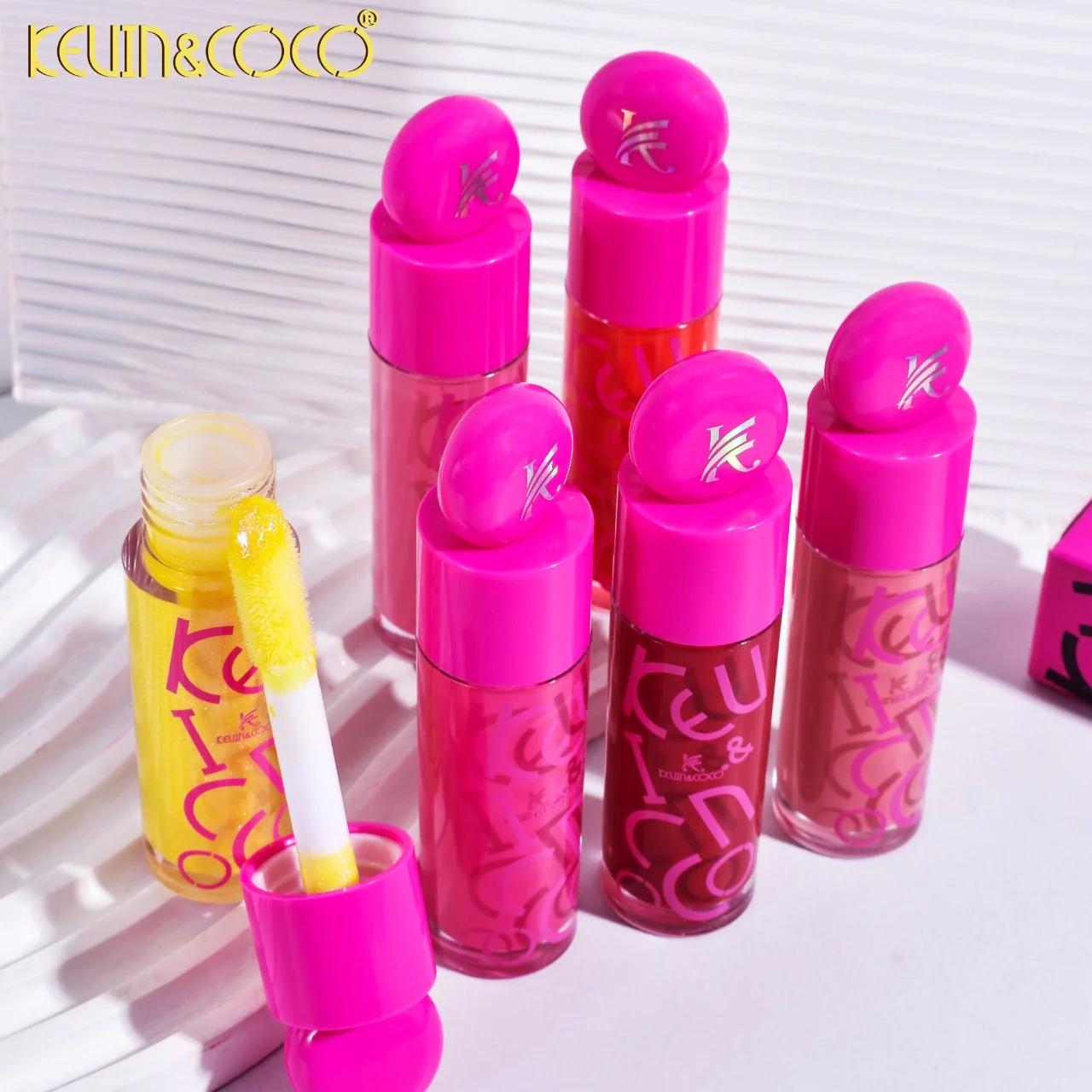 Lustrous Shine Lip Gloss REF: KC244508